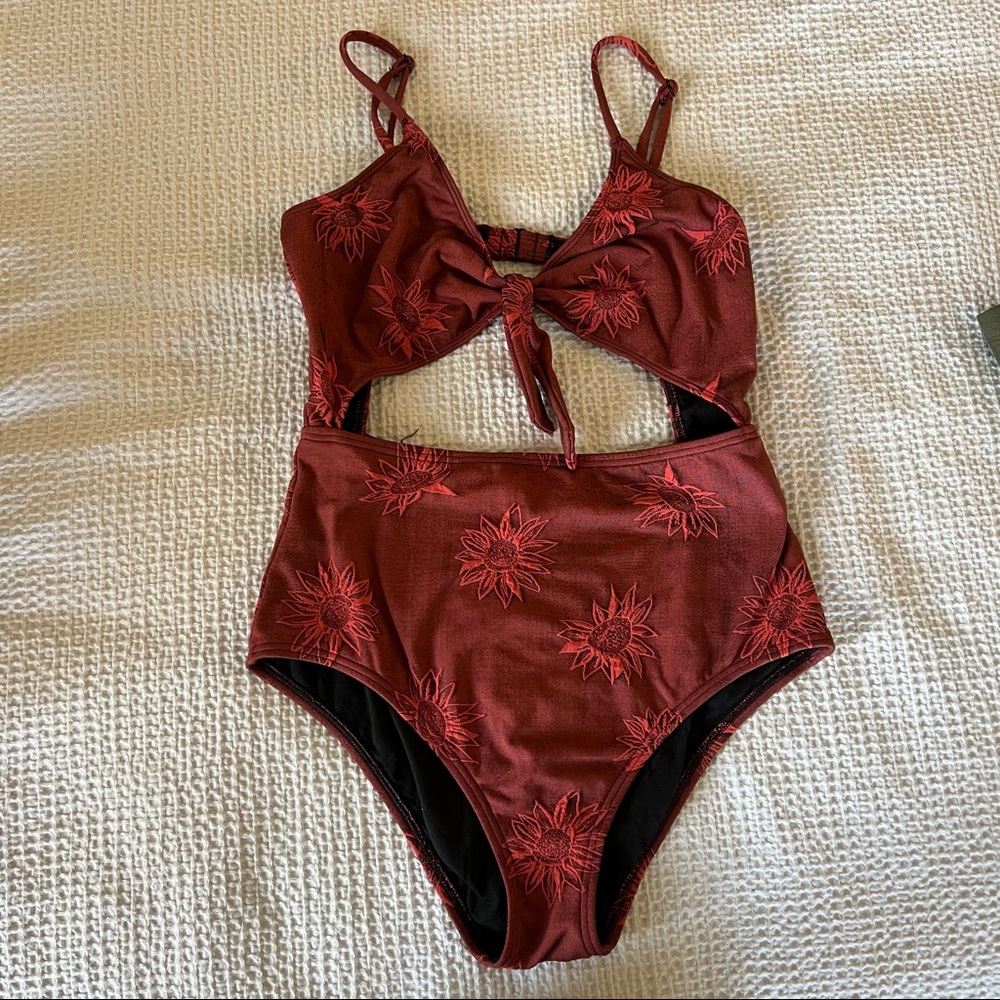 PAC sun bathing suit